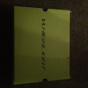 high top HIGHLIGHT Under Armour football cleats